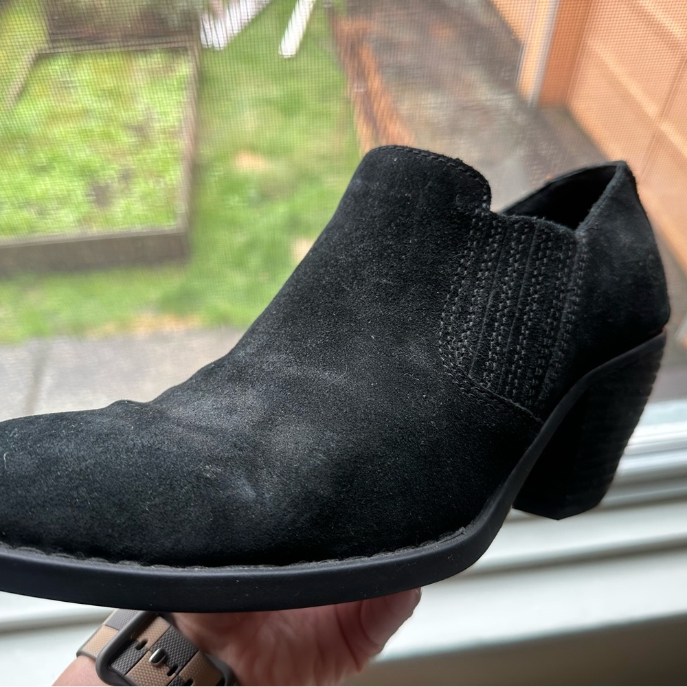 Western Black Suede Ankle Boots - Picture 2 of 10